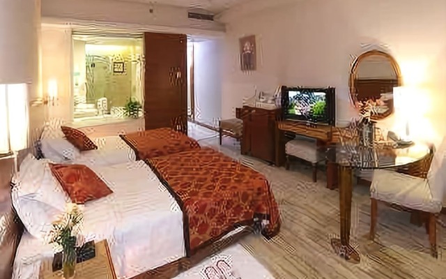 Intercity Guangzhou East Railway Station Hotel