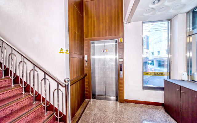 Gukje Hotel