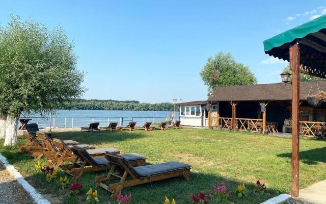 Pensiunea Laguna Balteni