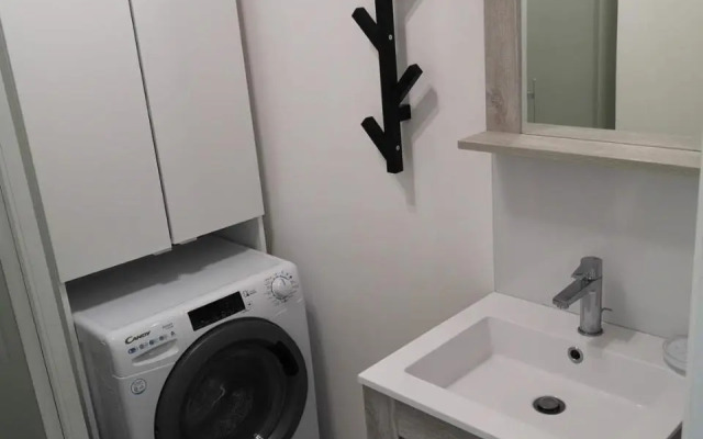 Port Bandol T3 dans résidence calme Parking privé