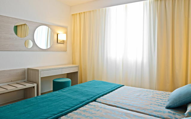 Protur Safari Park Aparthotel
