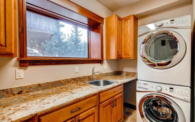 White Cloud Home #487