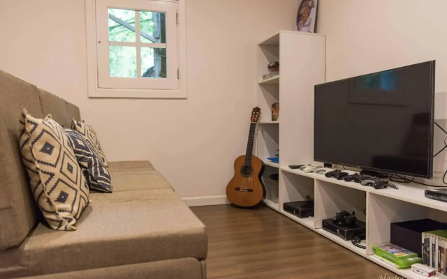 Kame House Hostel