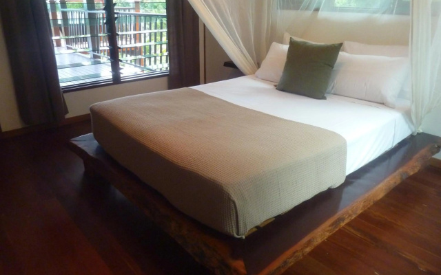 Daintree Holiday Homes - Yurara – Guest Rooms – Cow Bay