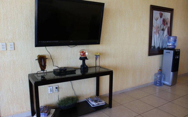 Sonoran Sun 2BR Upper SW 403 by Casago