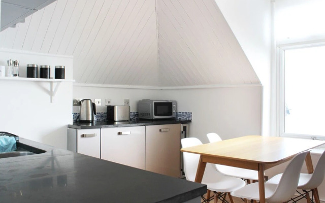 The Eaves