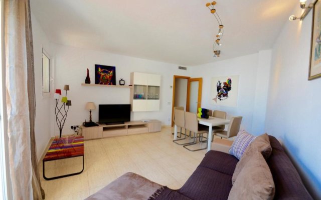 SUNLIGHT spacious 3 double bed apartment