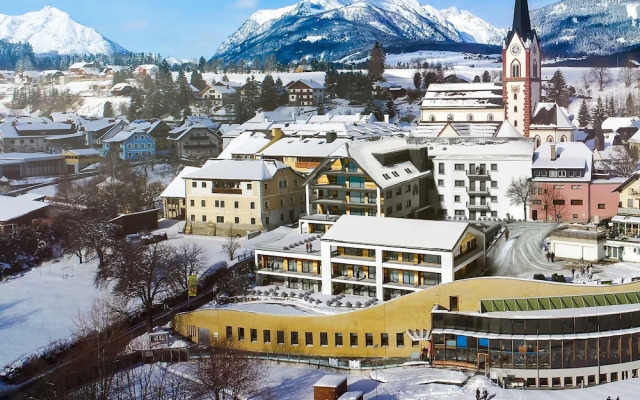 Modern Apartment in the Citycenter of Mariapfarr