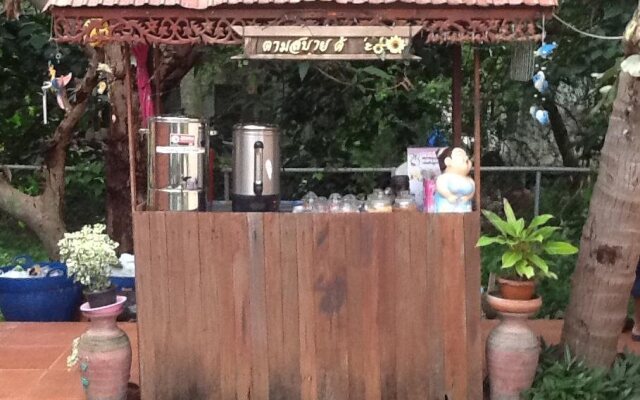 Ruean Kaew Mongkorn Resort