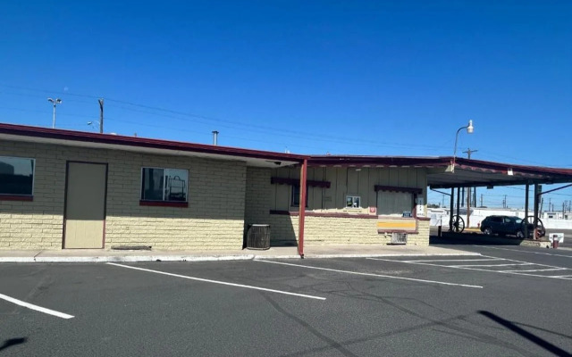 Oregon Trail Motel By Townhouse Ontario Or