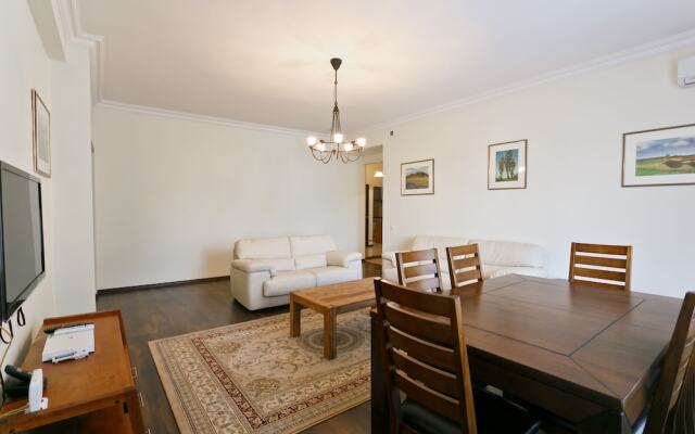 Апартаменты MinskLux с 2 спальнями на пр-те Независимости, 12