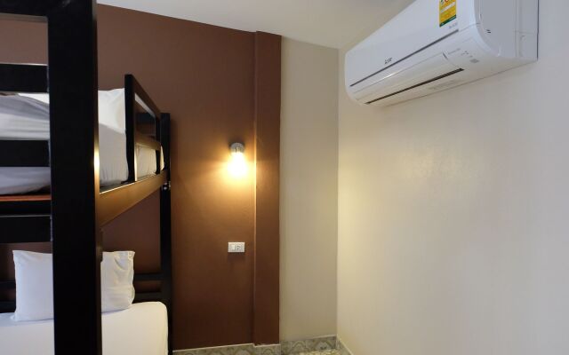 Warm Well Hostel Kanchanaburi