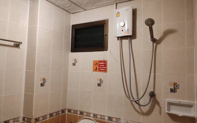 Hotel Grand Mandarin Latphrao 130