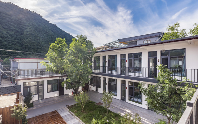 Yishan Residential Residence