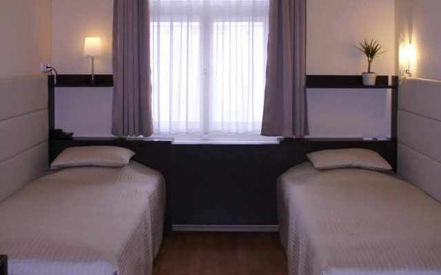 Hotel Unique