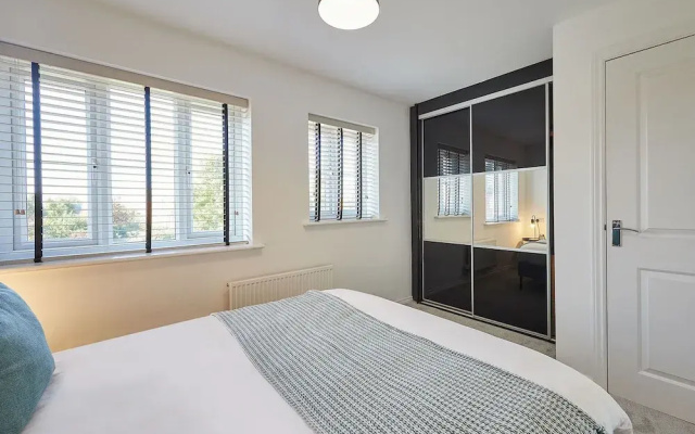 Host Stay Polwell Road