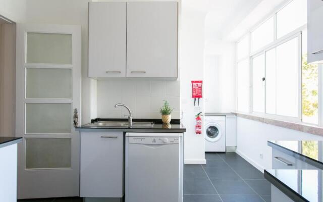 Telhal by Central Hill Apartments