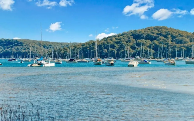 3BR Oasis With Stunning Views and Parking