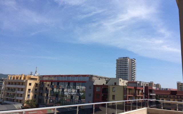 Hotel Tm Deluxe Located in Sunny Beach