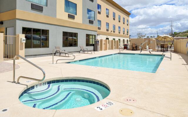 Holiday Inn Express & Suites Globe by IHG
