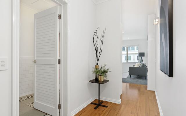 Newly Refurnished Stylish One Bedroom