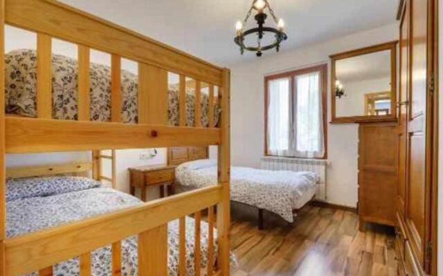 Apartamentos CAPERAN 2hab o hab familiar