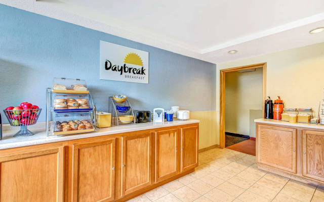 Days Inn by Wyndham Shrewsbury Worcester