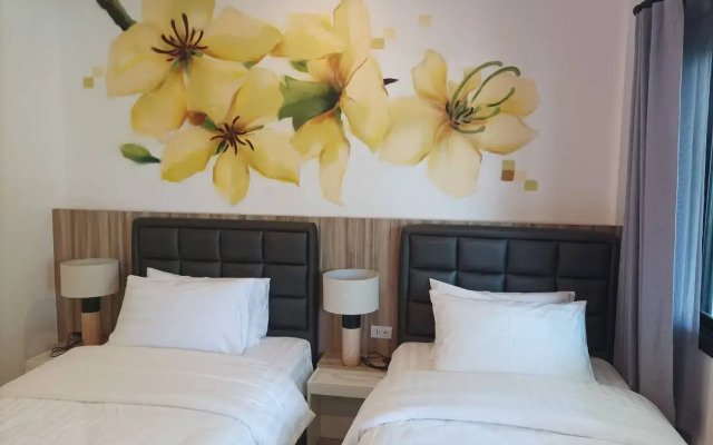 Nine-Kai-Mon Boutique Hotel