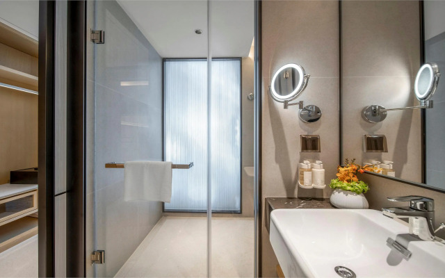 Holiday Inn Qinhuangdao Haigang by IHG