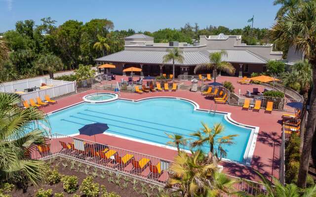 La Quinta Inn & Suites by Wyndham Ft. Myers-Sanibel Gateway