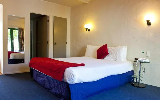 Parklane Motor Lodge