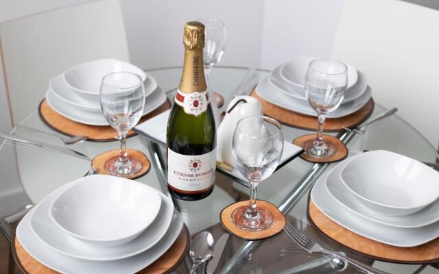 Leicester Luxury Apartment - S05