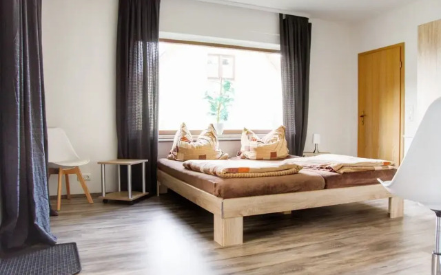 Apartment Near Lagoon and Lake Views