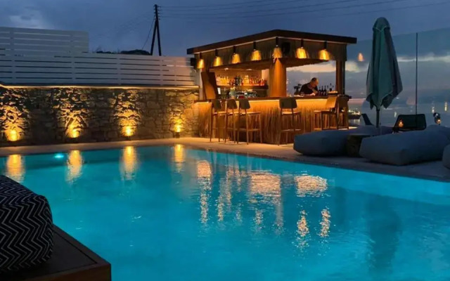 Apiro Mykonos