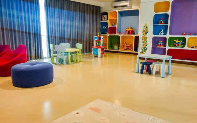 Spacious Elegant 3br Veranda Residence @ Puri Apartment