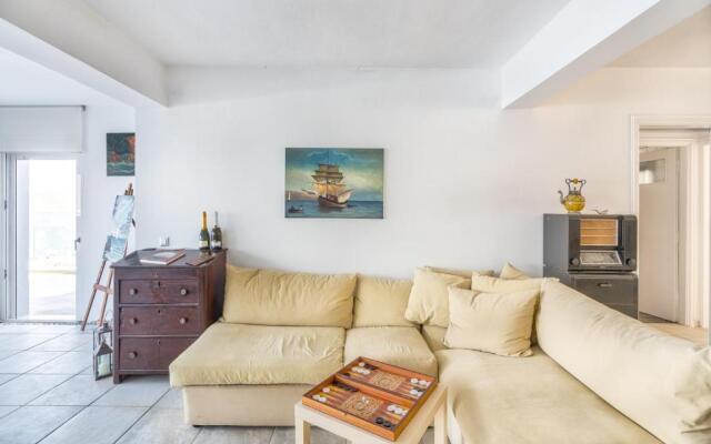 Cape Villa at Sounio