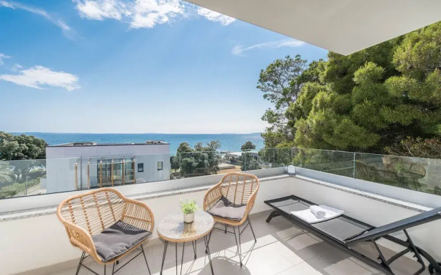 Penthouse Apartment Perla with Jacuzzi