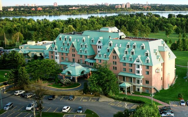 Château Cartier Golf Course