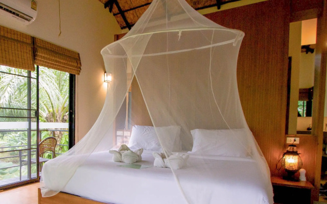 Anurak Community Lodge