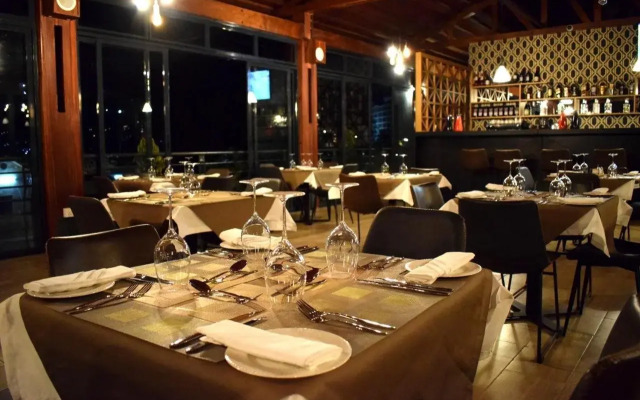Mythos Boutique Hotel