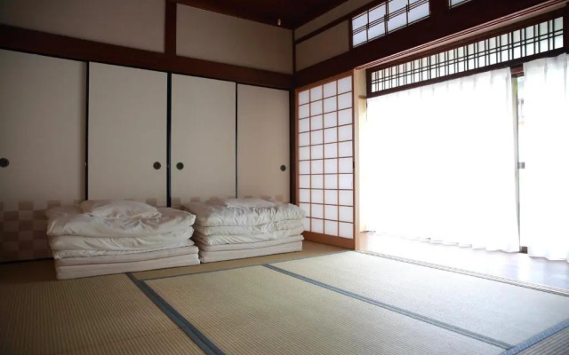 Yuzan Guesthouse Annex Hostel