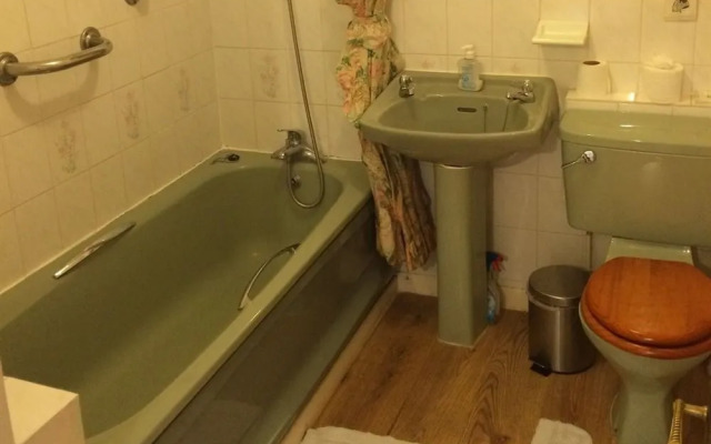 Royal Court and Garden Apartments