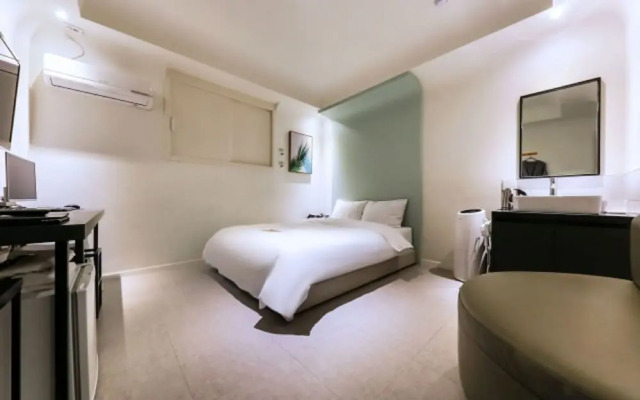 Hotel Yam