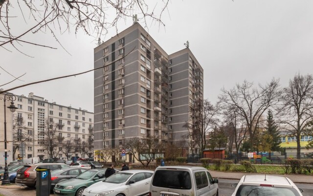 Little Home Plac Dabrowskiego 12