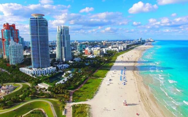 Amazing Apartment Mins From South Beach Strip!