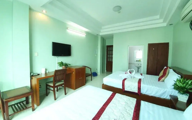 Tan Truong Son Hotel