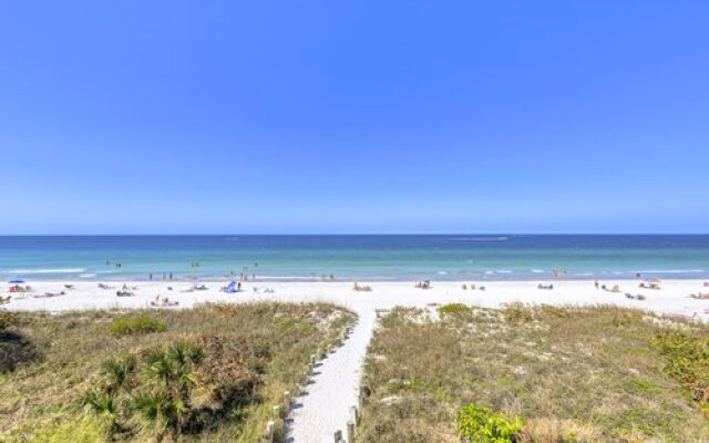 Camaron Cove
