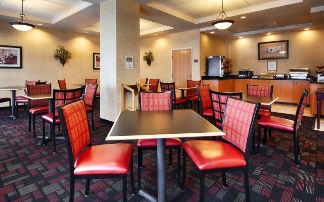 Best Western Windsor Inn & Suites