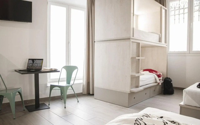 Room00 Salvador Hostel