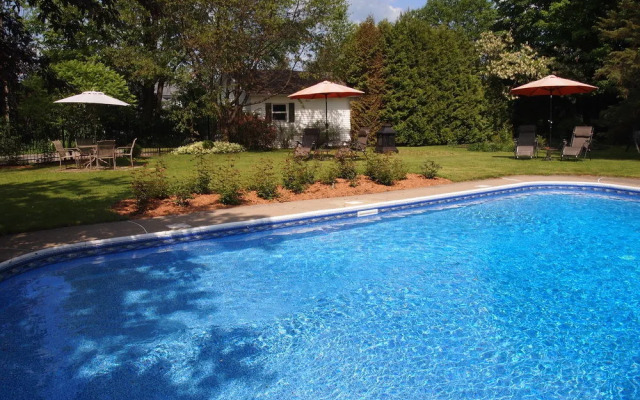 Au Manoir de la rue Merry